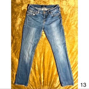 Silver Jeans Suki Mid-Rise Straight Leg